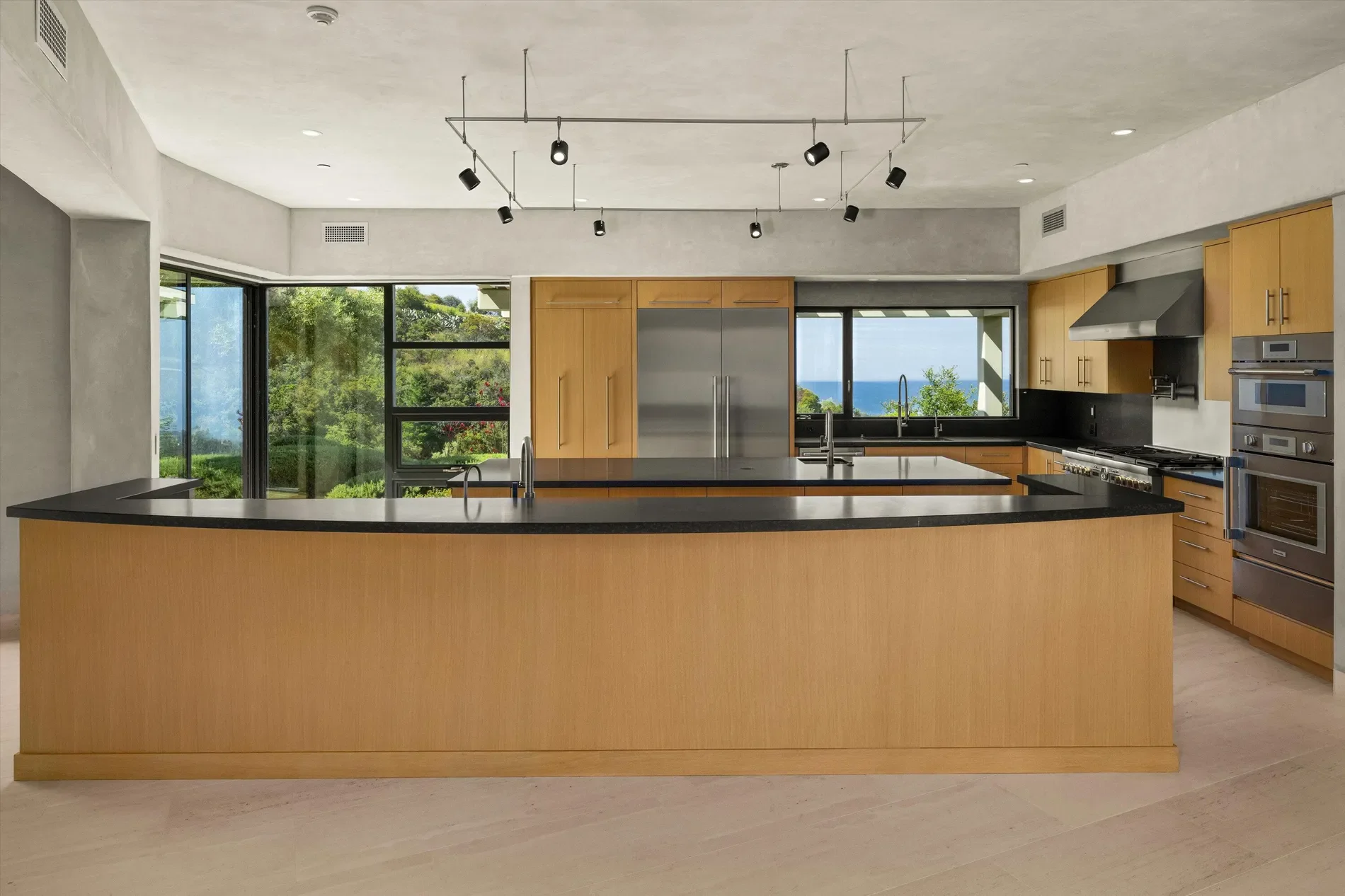 892 Toro Canyon Road, Carpinteria, California, United States. - Photo 26