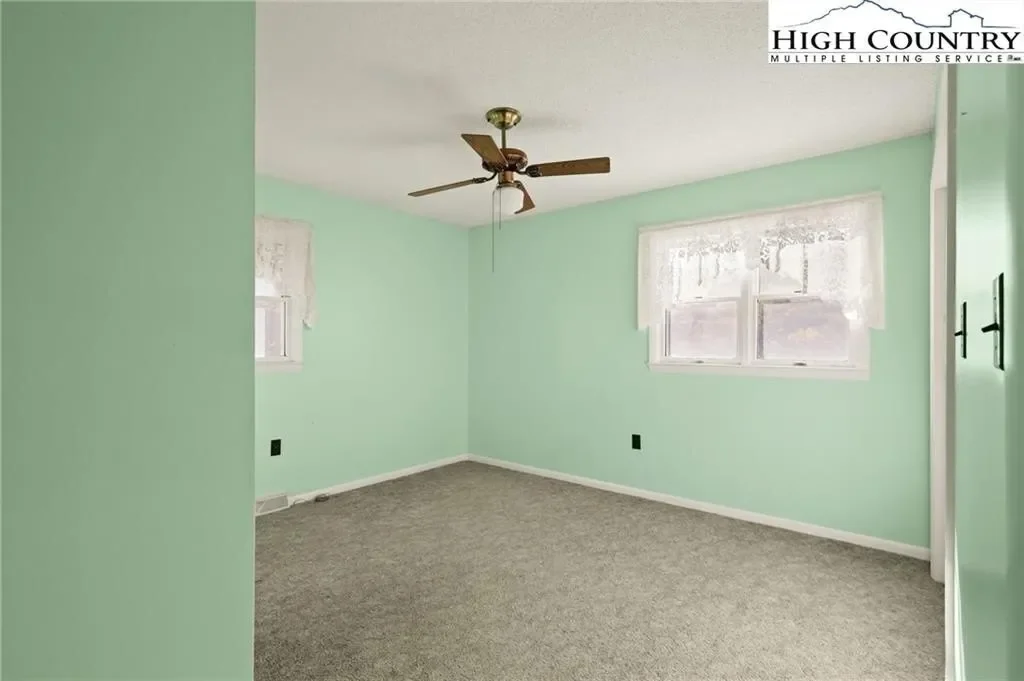 762 George Eggers Road, Banner Elk, NC 28604, Banner Elk, North Carolina, United States. - Photo 19