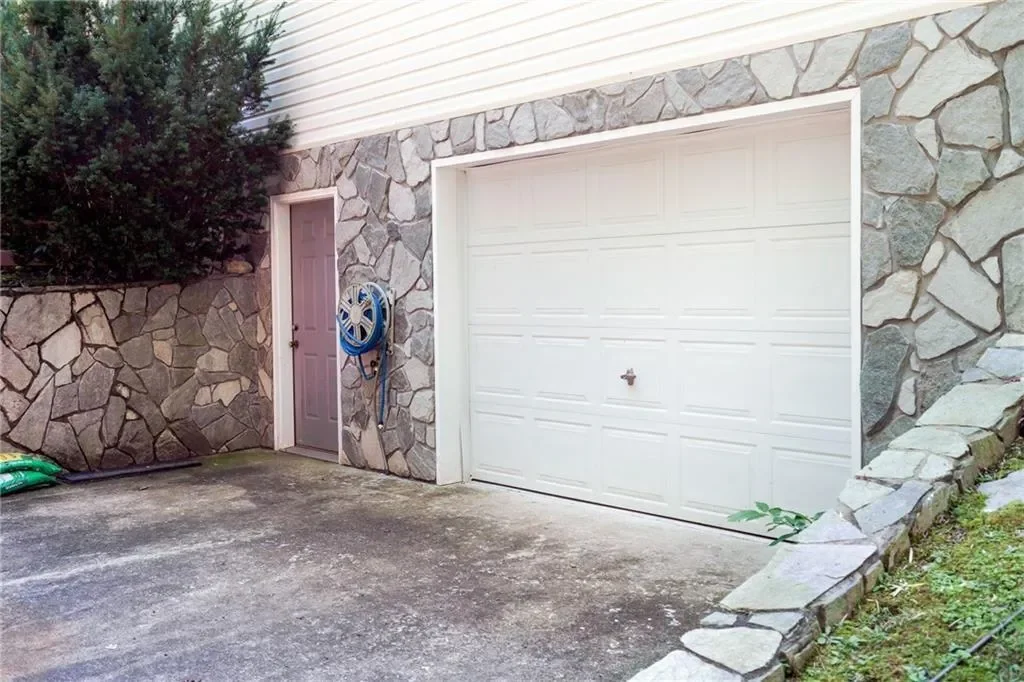 211 W Oakcrest Drive, Blue Ridge, Georgia, United States. - Photo 54