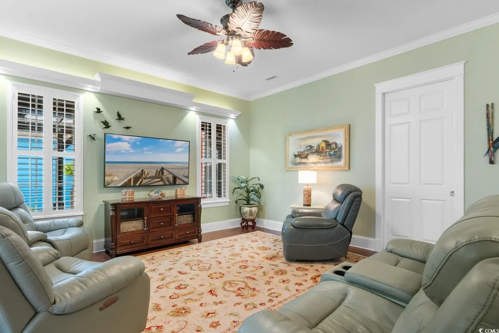 Gallery photo 10