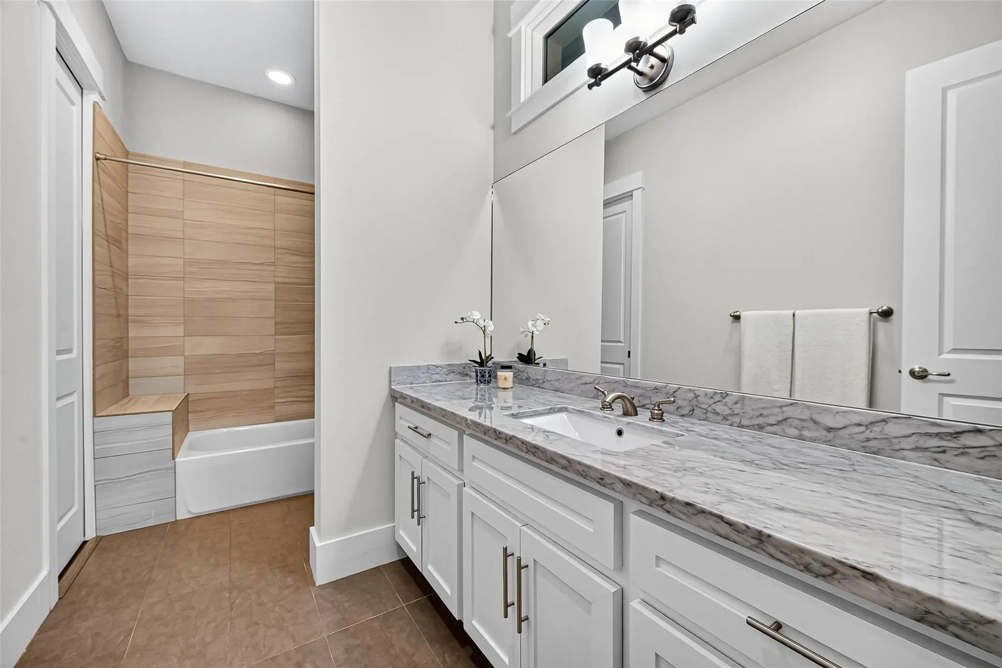 2217 W Main Street, Houston, Texas, United States. - Photo 23