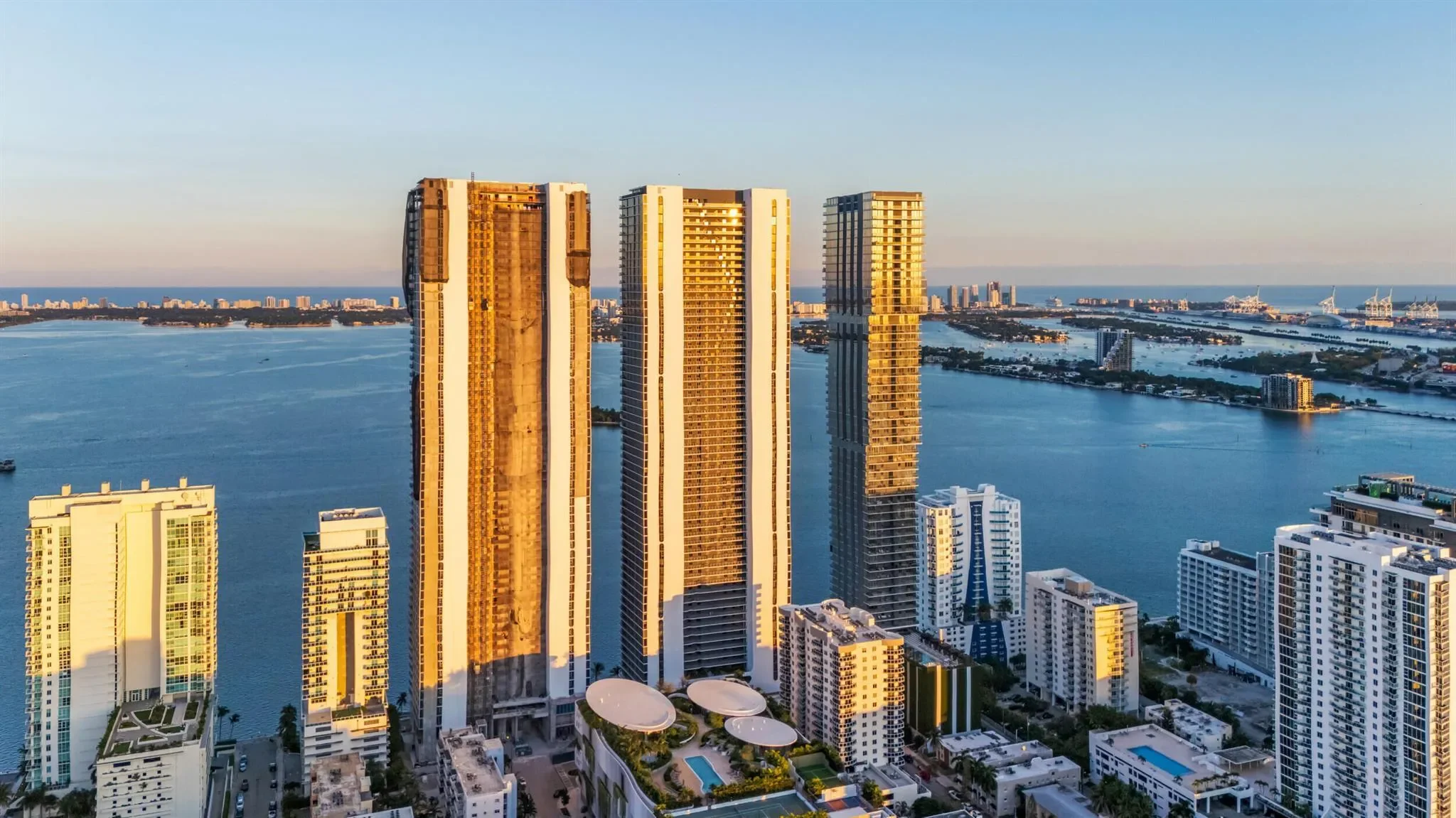 700 NE 24th Street Penthouse Mansion-6003, Miami, Florida, United States. - Photo 37