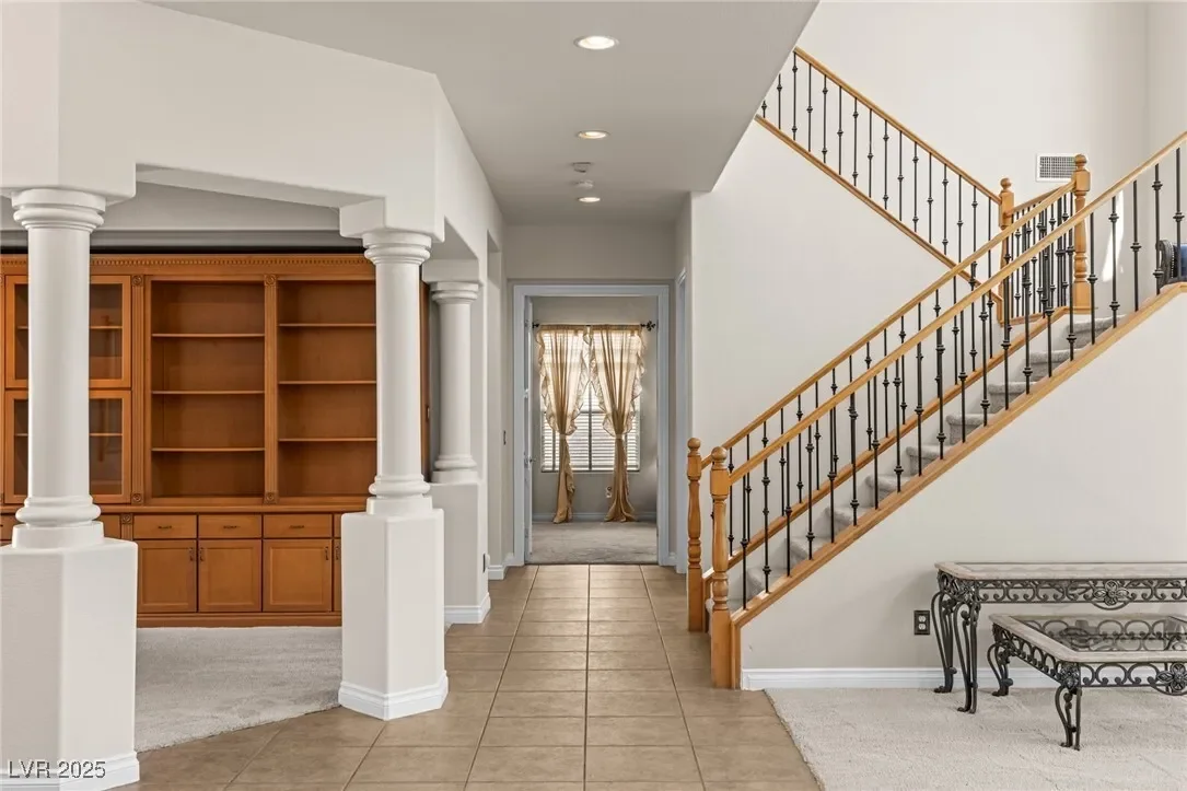 8095 Dark Hollow Place, Las Vegas, Nevada, United States. - Photo 35
