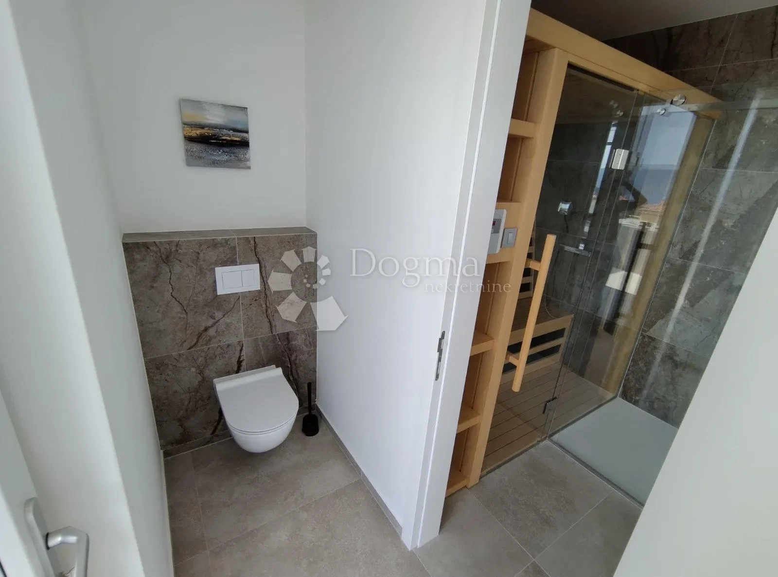 Gallery photo 11