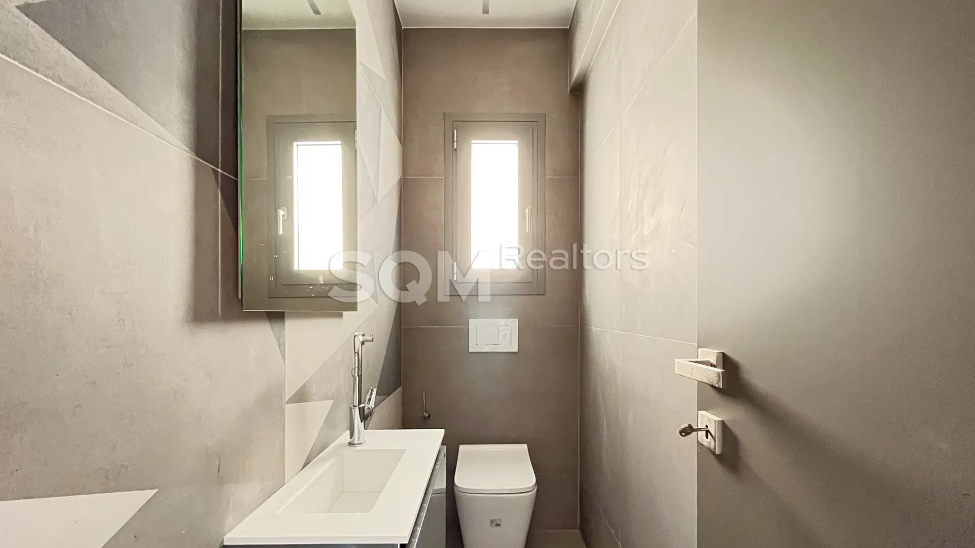 Gallery photo 8