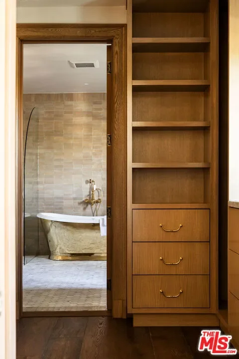 2110 Hill Drive, Los Angeles, California, United States. - Photo 49