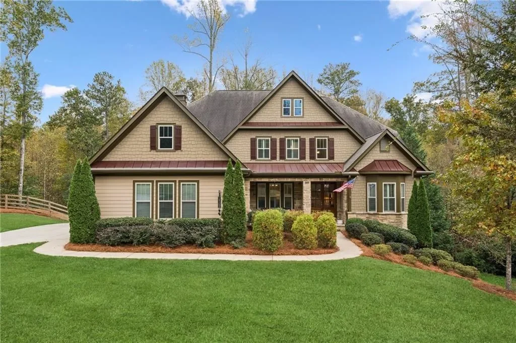 16140 Grand Litchfield Drive, Roswell, Georgia, United States. - Hero Image