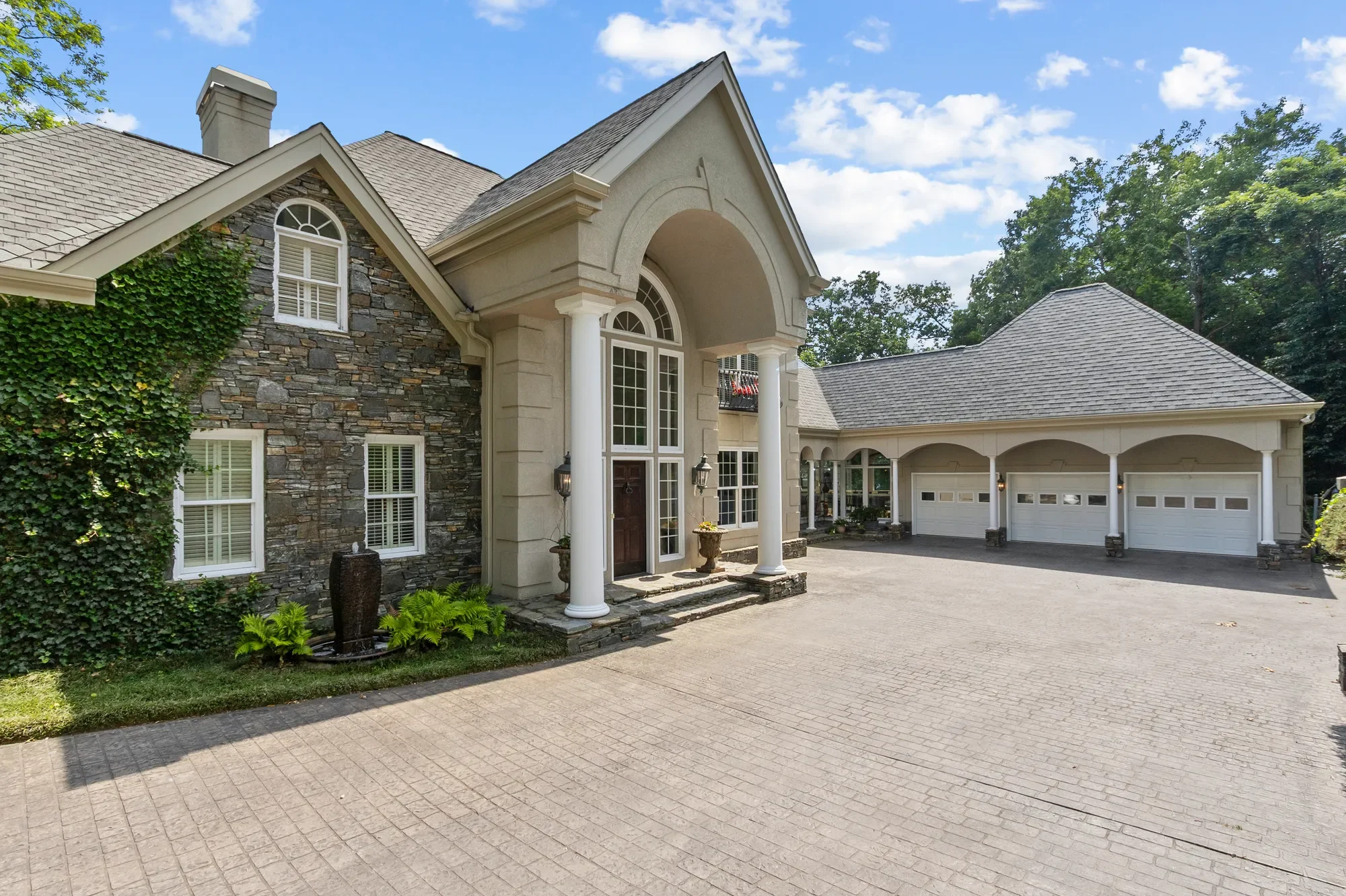 33 Southview Ledge Road , Landrum, SC 29356, Landrum, South Carolina, United States. - Photo 4