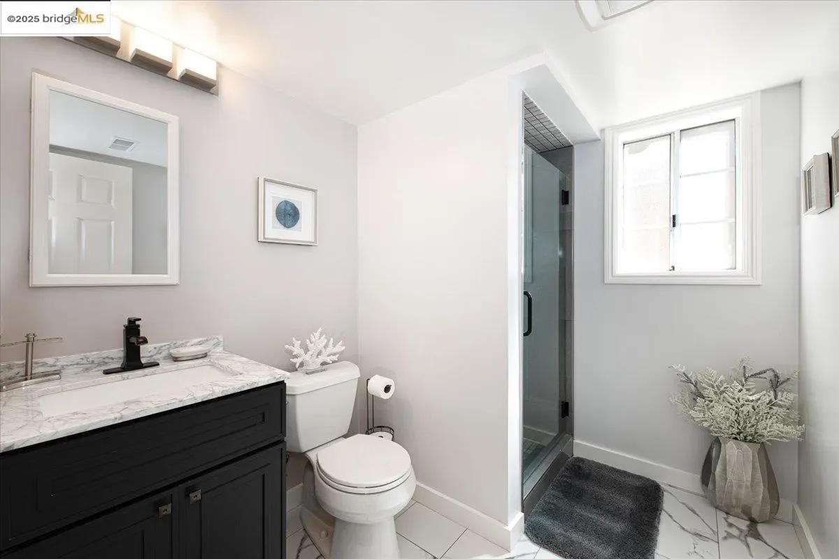 9400 Mountain Blvd, Oakland, California, United States. - Photo 16