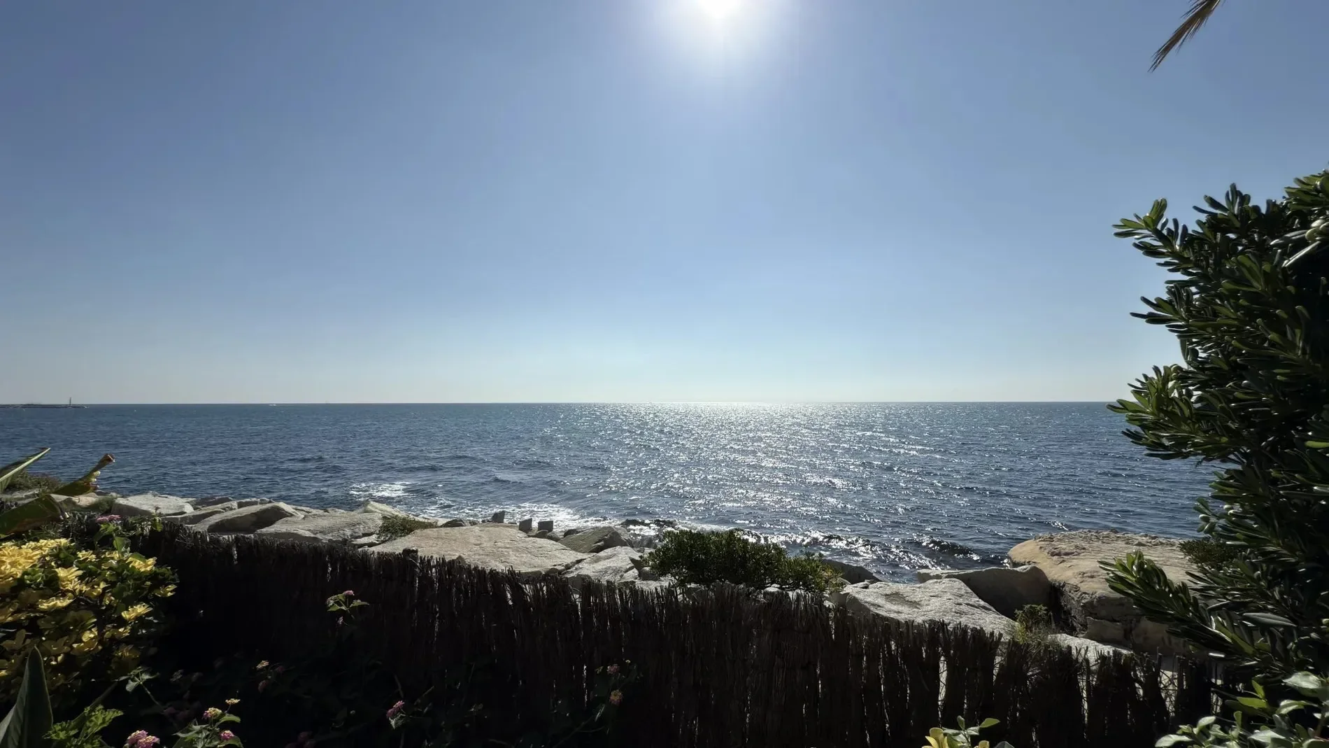 Apartment for sale on the seafront in Sant Andreu de Llavaneres.