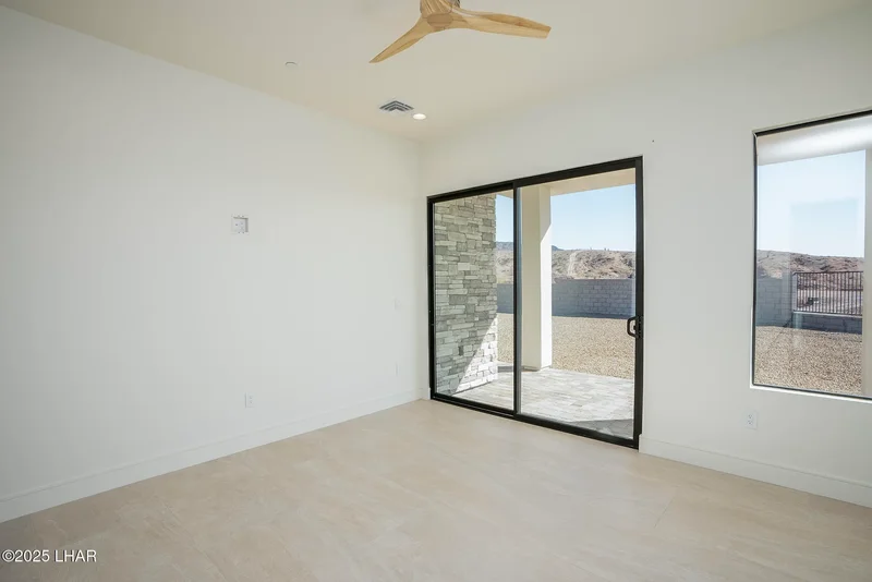 6273 Avienda De Los Colinas, Lake Havasu City, AZ 86406, Lake Havasu City, Arizona, United States. - Photo 63