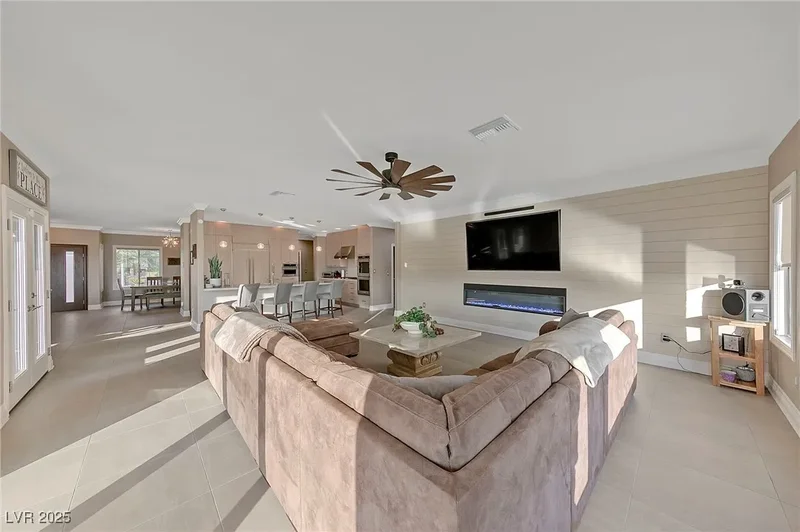 1999 Oliver Springs Street, Henderson, Nevada, United States. - Photo 22