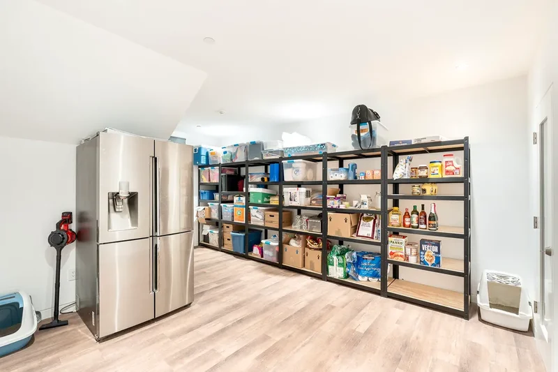 3823 Bayridge Ave, West Vancouver, BC V7V 3J3, Canada, West Vancouver, British Columbia, Canada. - Photo 39
