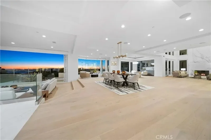 9 Sea Shell, Newport Beach, California, United States. - Photo 6