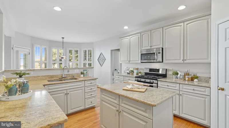 8909 Robert Lundy Place, Lorton, VA 22079, Lorton, Virginia, United States. - Photo 10