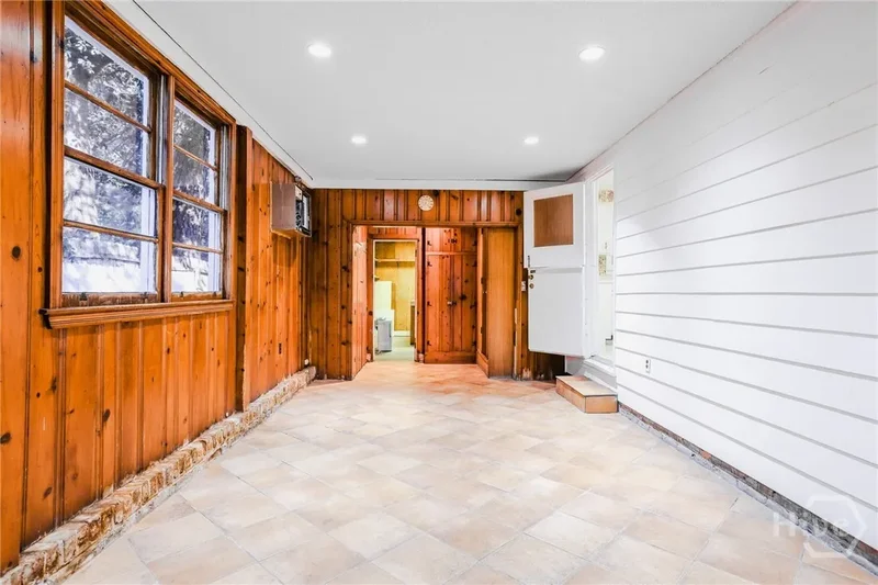 112 E Derenne Avenue, Savannah, Georgia, United States. - Photo 28