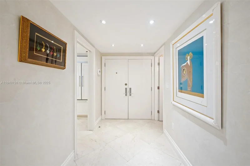 10205 Collins Ave 404, Bal Harbour, Florida, United States. - Photo 2