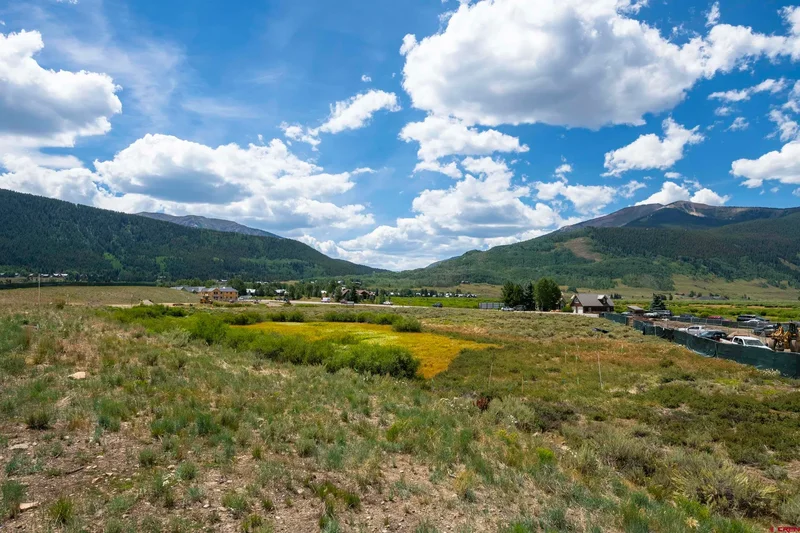 Pyramid Avenue, Crested Butte, CO, USA, Crested Butte, Colorado, United States. - Photo 24