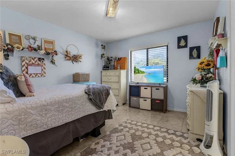 2803 SE 22nd Place, Cape Coral, FL 33904, Cape Coral, Florida, United States. - Photo 9