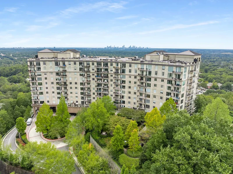 2950 Mount Wilkinson Parkway SE No. 607, Atlanta, GA 30339, Atlanta, Georgia, United States. - Photo 3