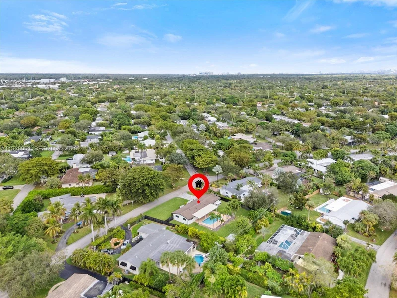 8360 SW 148th Dr, Palmetto Bay, FL 33158, Coral Gables, Florida, United States. - Photo 44