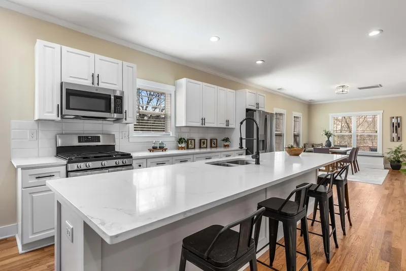 1985 Lois Place NW, Atlanta, GA 30318, Atlanta, Georgia, United States. - Photo 5