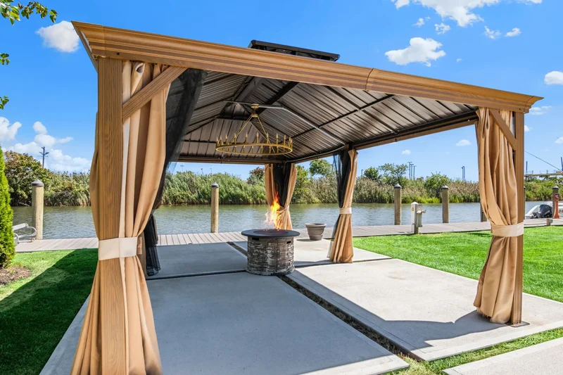 59 Western Concourse , Amity Harbor, NY 11701, Amityville, New York, United States. - Photo 5