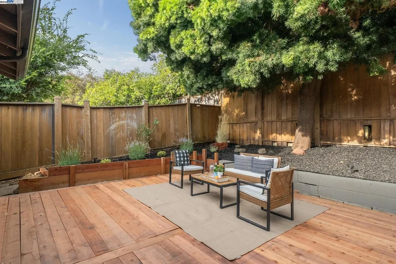 201 Amherst Ave, Berkeley, California, United States. - Photo 21