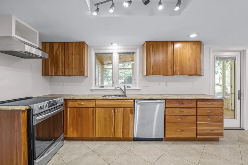 1508 Ben Crenshaw WAY, Austin, Texas, United States. - Photo 11