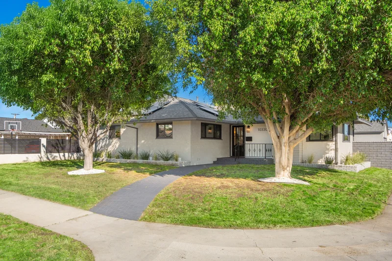 10330 Columbus Avenue , Los Angeles, CA 91345, Los Angeles, California, United States. - Photo 2