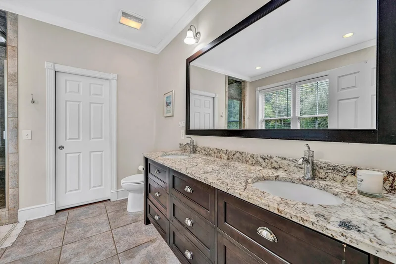 Amazing home in the heart of Salem