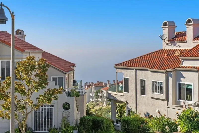 3 Nice, Laguna Niguel, California, United States. - Photo 19