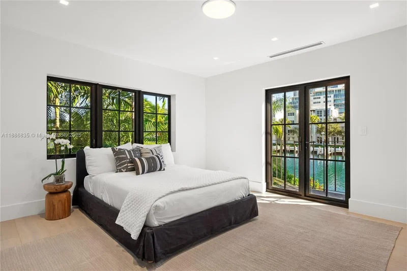 6065 Pine Tree Dr, Miami Beach, Florida, United States. - Photo 31