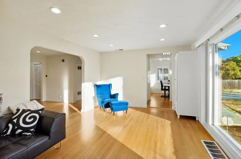223 San Carlos Avenue, Redwood City, California, United States. - Photo 23