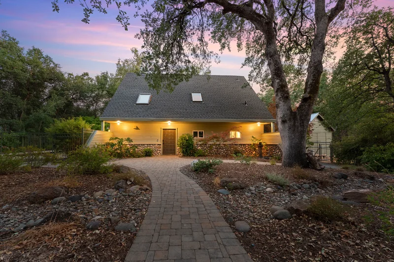 15745 Montgomery Ranch Road , Redding, CA 96001, Redding, California, United States. - Photo 6