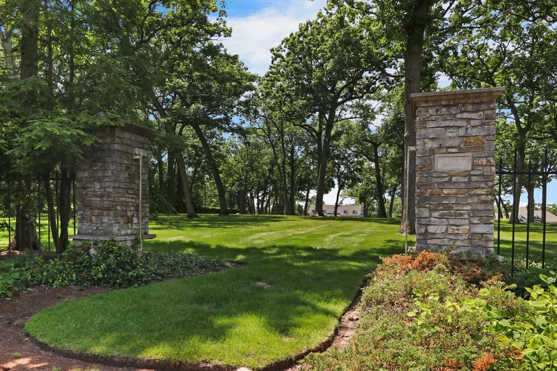 630 S. Lake Shore Drive , Lake Geneva, WI 53147, Lake Geneva, Wisconsin, United States. - Photo 10