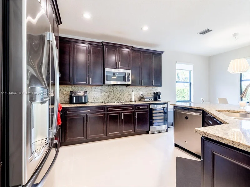 8777 NW 102nd Ct, Doral, Florida, United States. - Photo 21
