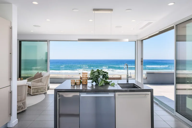 3879 Ocean Front Walk , San Diego, CA 92109, San Diego, California, United States. - Photo 28