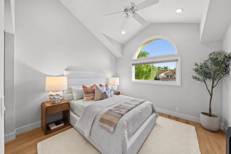 31 Mirador #34 , Irvine, CA 92612, Irvine, California, United States. - Photo 29