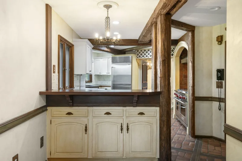 3886 E Hawthorne Hill Lane, Springfield, MO 65809, Springfield, Missouri, United States. - Photo 18