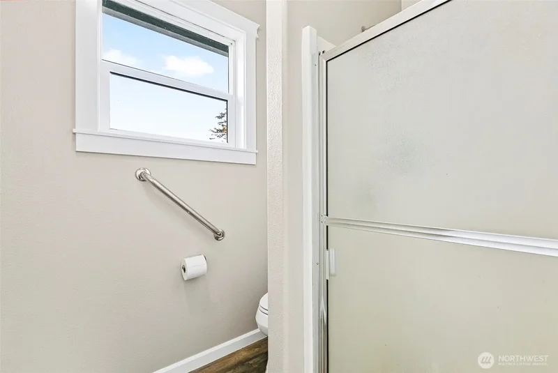 8303 NE 164th Street, Vancouver, WA 98662, Vancouver, Washington, United States. - Photo 22