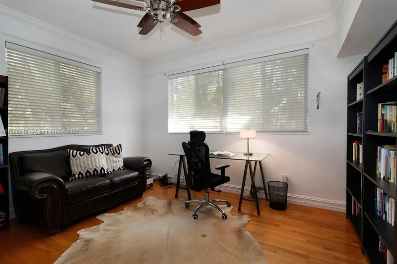 84 W Shore Dr, Miami, Florida, United States. - Photo 16