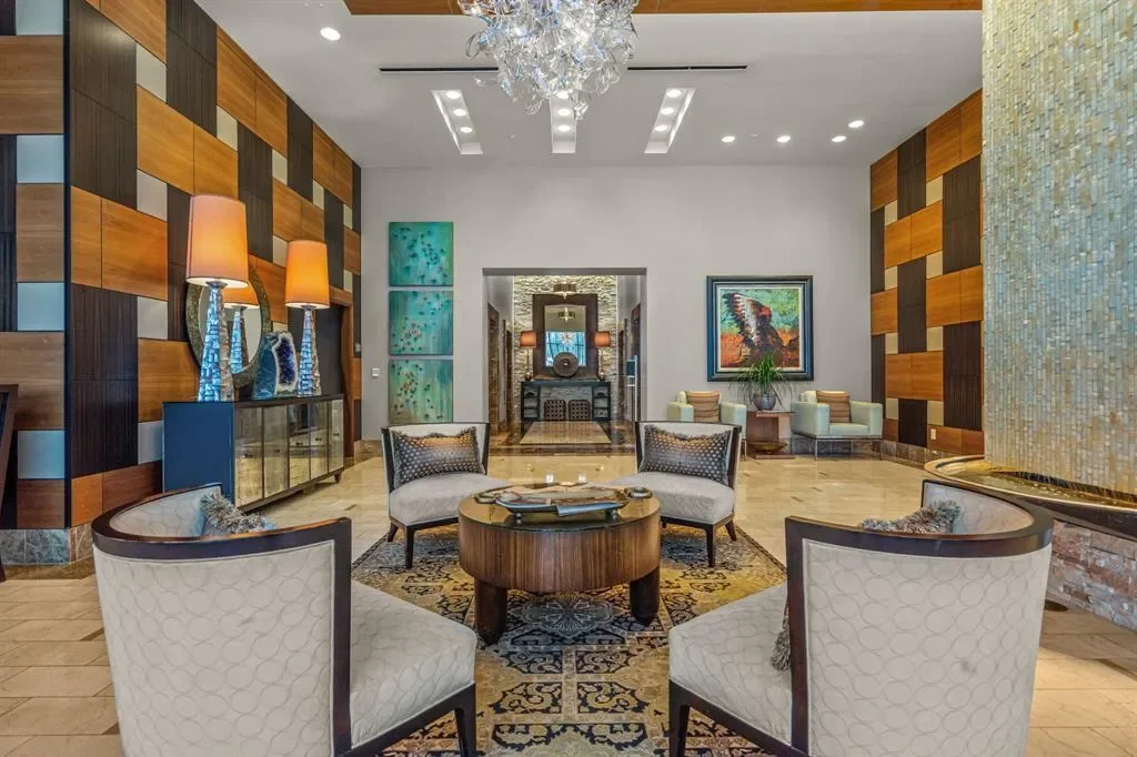 1301 Throckmorton Street 2402, Fort Worth, Texas, United States. - Photo 2