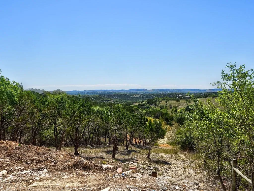 3425 Crawford RD, Spicewood, Texas, United States. - Photo 9