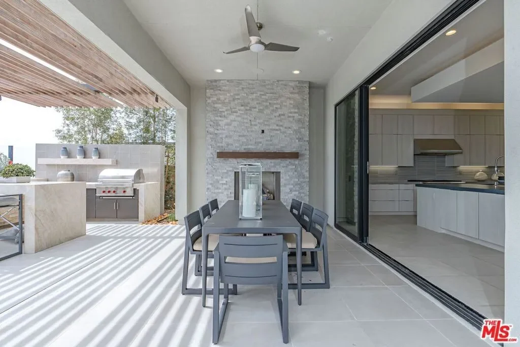20378 W Marlow Lane, Los Angeles, California, United States. - Photo 7