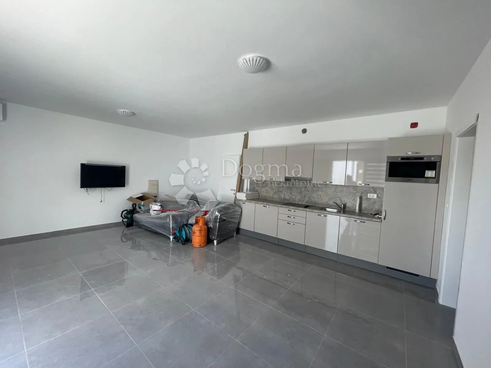 Gallery photo 12