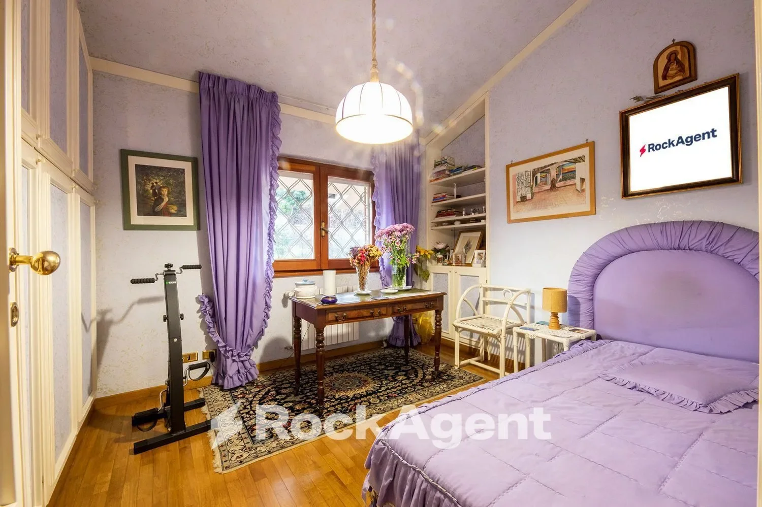 Gallery photo 7