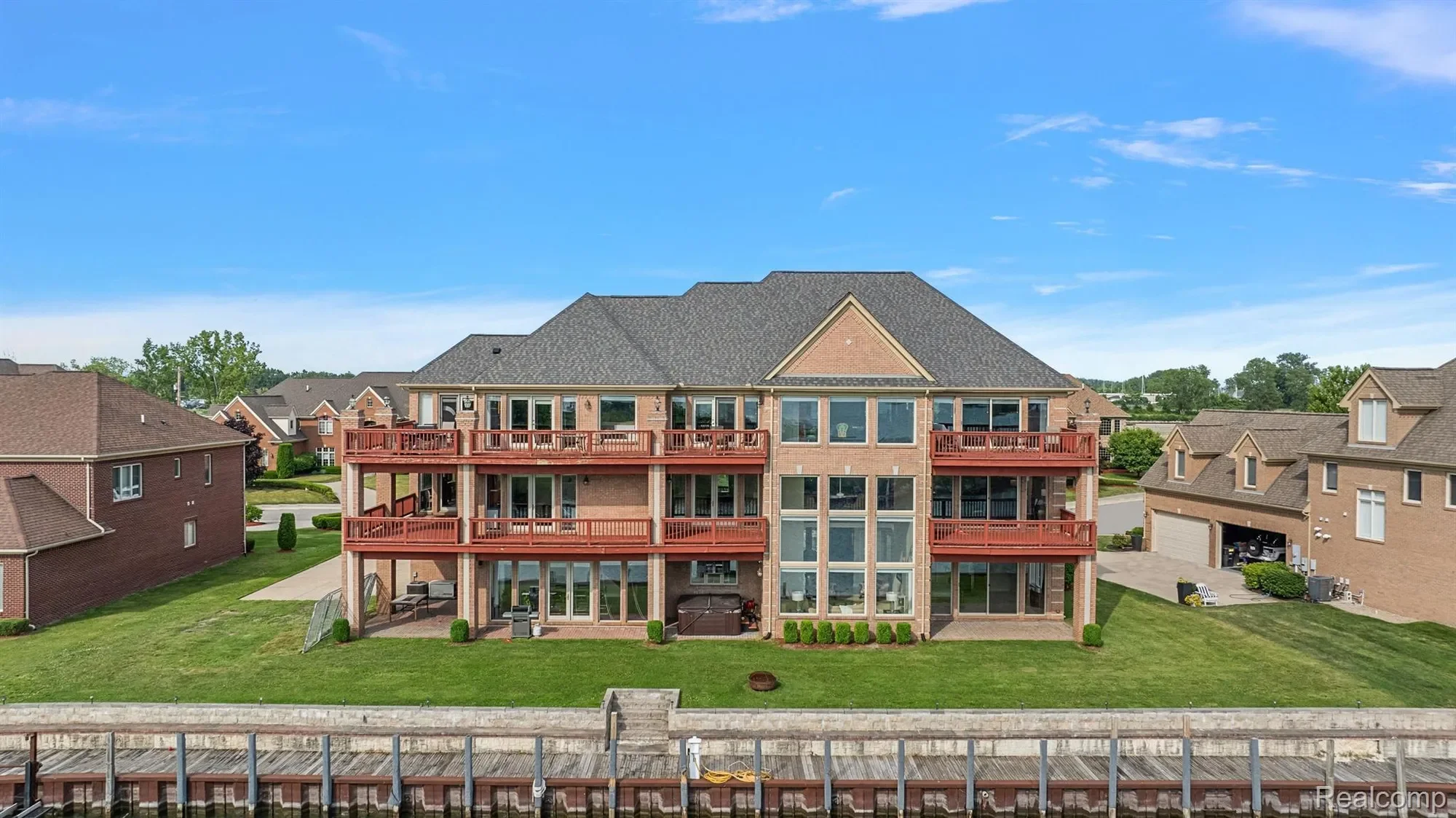 18 SAND BAR Lane, Detroit, MI 48214, Detroit, Michigan, United States. - Photo 67
