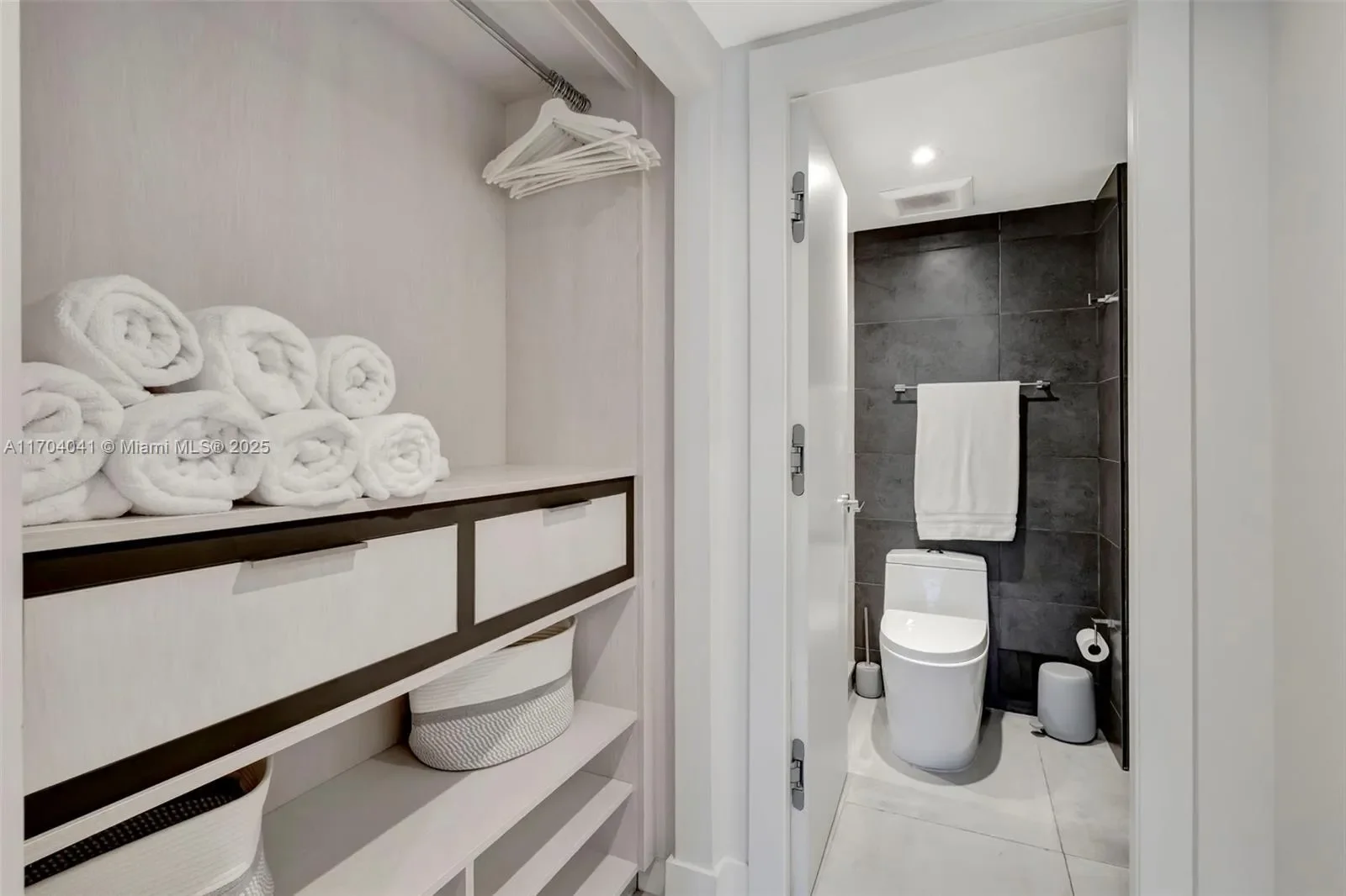 2301 Collins Ave 634/635, Miami Beach, Florida, United States. - Photo 8