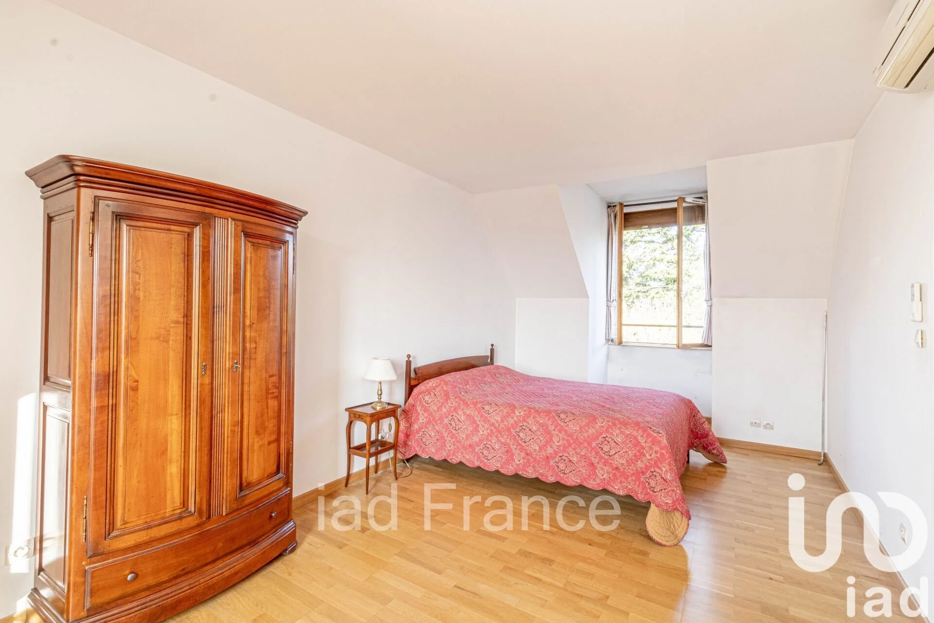 Gallery photo 10